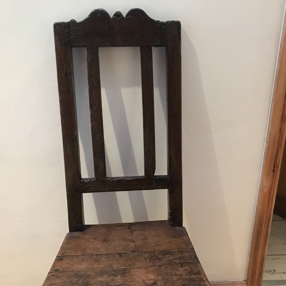 1680’s oak pegged chair View IV