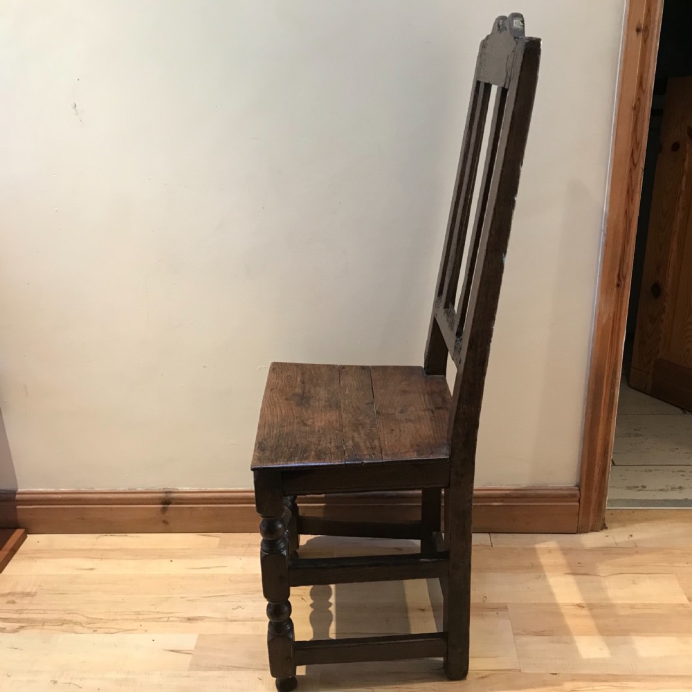 1680’s oak pegged chair View VI