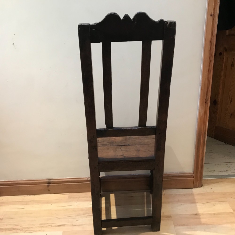 1680’s oak pegged chair View IX
