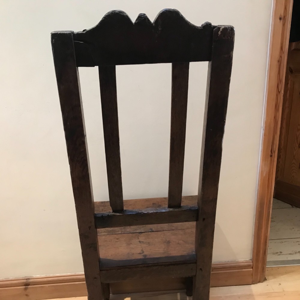 1680’s oak pegged chair View X