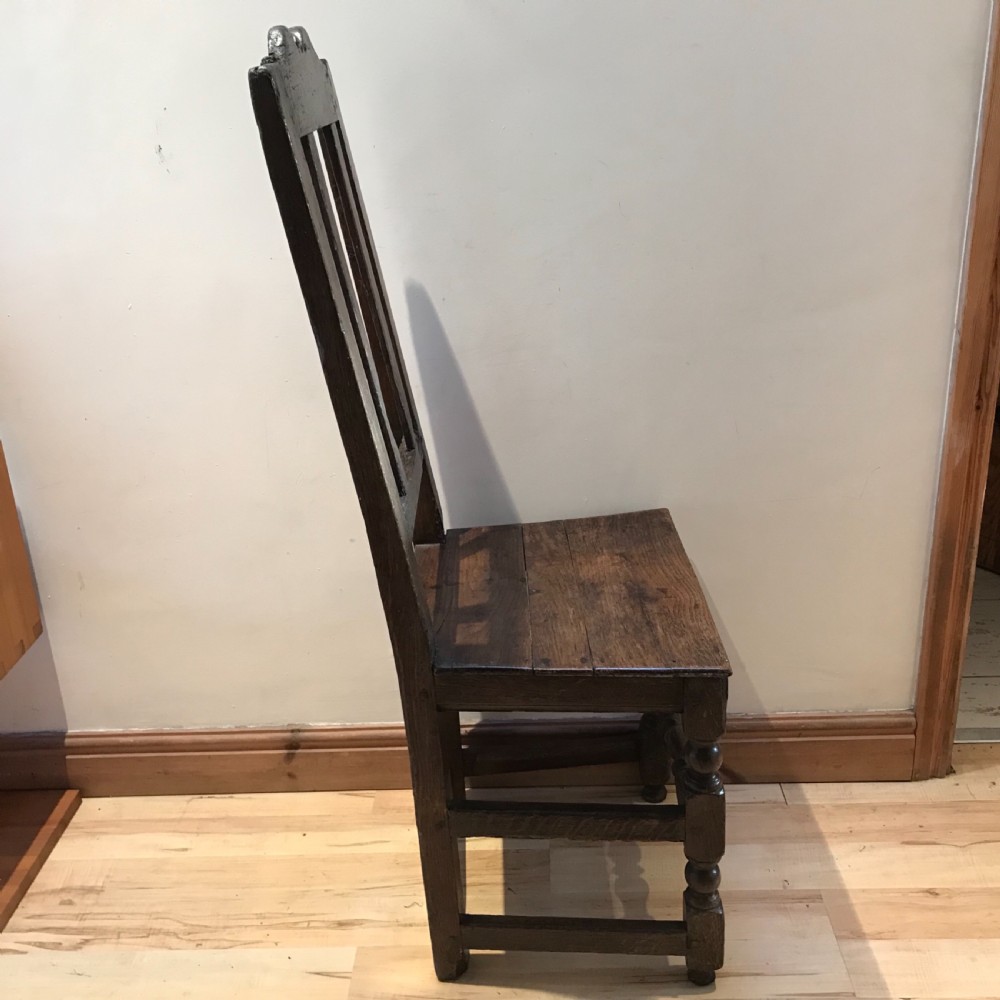 1680’s oak pegged chair View XIII