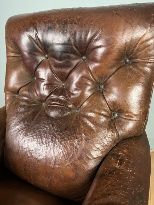 LEATHER ARMCHAIR CIRCA 1880 - ADDITIONAL PHOTO 6
