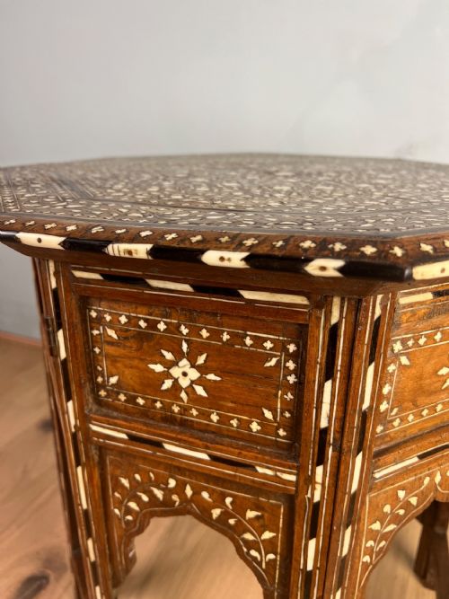 HEXAGONAL BONE INLAYED TABLE FROM HOSHIAPUR - ADDITIONAL PHOTO 2