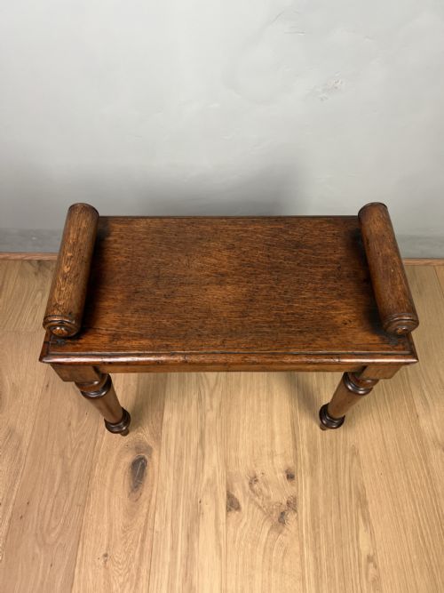 SMALL 19TH CENTURY OAK HALL BENCHSTOOL - ADDITIONAL PHOTO 2