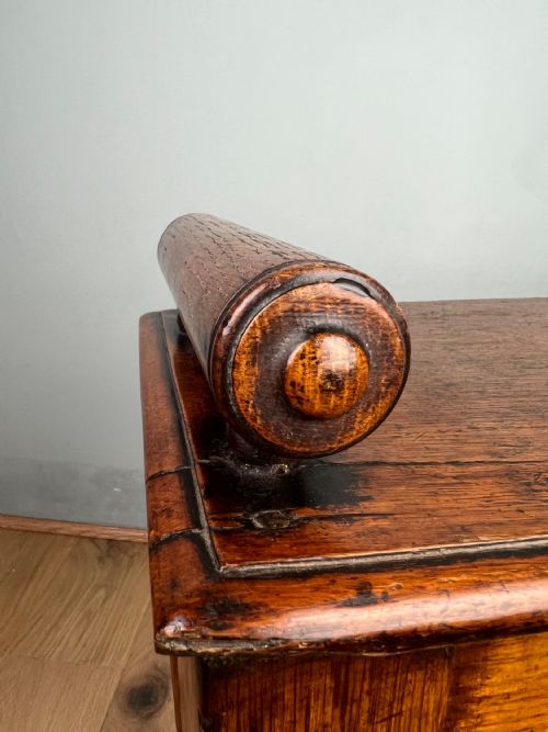 SMALL 19TH CENTURY OAK HALL BENCHSTOOL - ADDITIONAL PHOTO 4