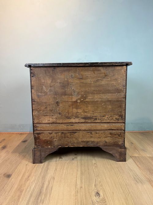 SMALL OAK CHEST OF DRAWER CIRCA 1750 - ADDITIONAL PHOTO 5