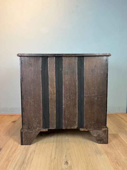 GEORGE 2ND VIRGINIAN WALNUT CHEST OF DRAWERS WITH BRUSHING SLIDE - ADDITIONAL PHOTO 5