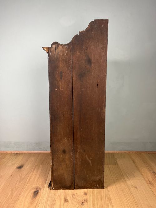 DUTCH PAINTED BOW FRONT CORNER CUPBOARD CIRCA 1750 - ADDITIONAL PHOTO 2