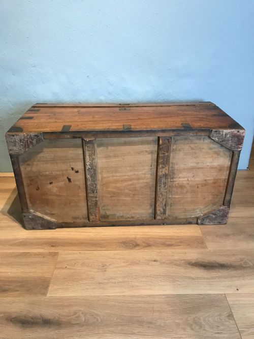 19TH CENTURY CAMPHOR CHEST - ADDITIONAL PHOTO 7