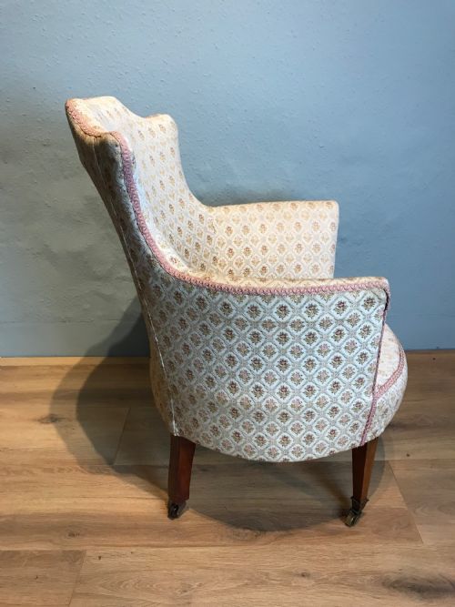 SMALL EDWARDIAN TUB ARM CHAIR - ADDITIONAL PHOTO 2