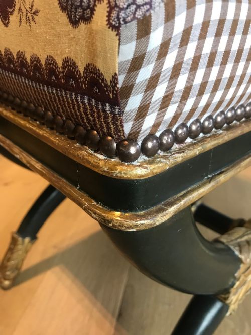 FRENCH PAINTED AND PARCEL GILT X FRAME STOOL - ADDITIONAL PHOTO 5