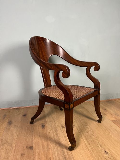 regency mahogany spoonback bergere armchair circa 1820 - CATEGORY: ANTIQUE CHAIRS - DATED 19TH CENTURY