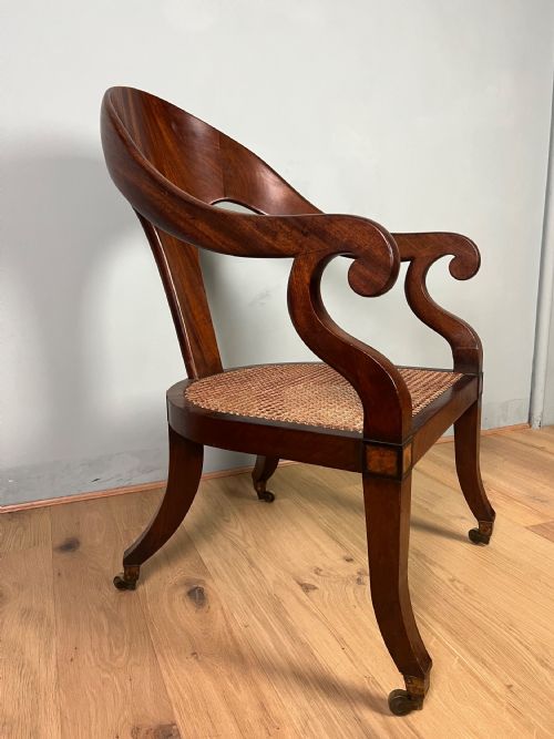 REGENCY MAHOGANY SPOONBACK BERGERE ARMCHAIR CIRCA 1820 - ADDITIONAL PHOTO 12