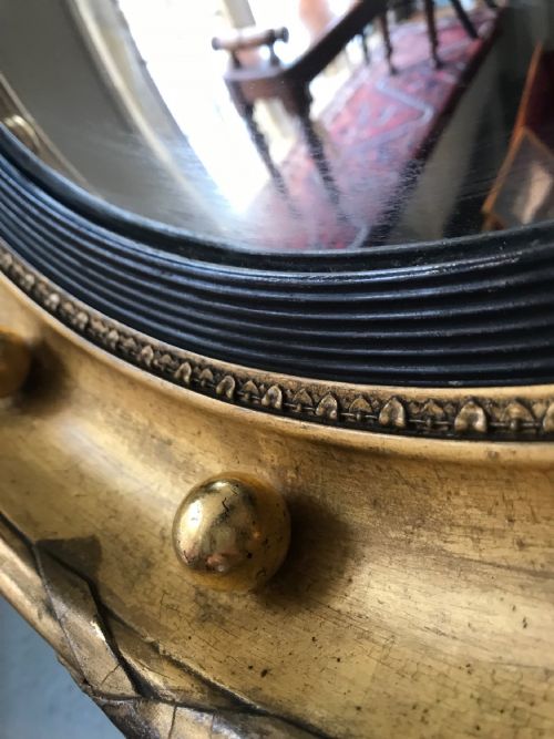 19TH CENTURY GILT CONVEX MIRROR - ADDITIONAL PHOTO 3