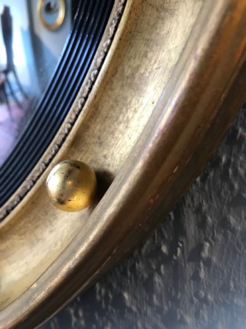 19TH CENTURY GILT CONVEX MIRROR - ADDITIONAL PHOTO 4