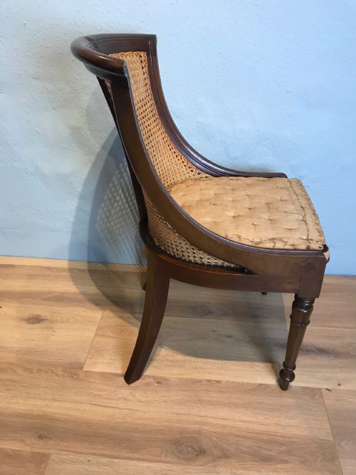 19TH CENTURY REGENCY MAHOGANY BERGERE CHAIR - ADDITIONAL PHOTO 2