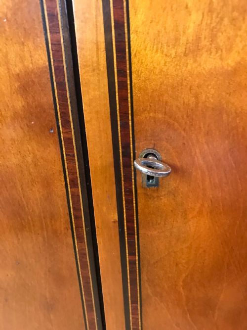 EDWARDIAN SATINWOOD WATERFALL BOOKCASE - ADDITIONAL PHOTO 9