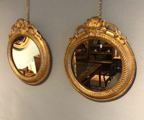 PAIR OF GILT ROUND MIRRORS - ADDITIONAL PHOTO 2