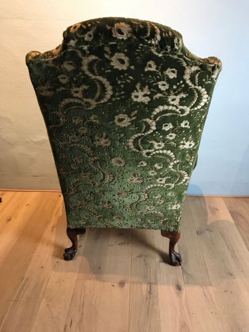 ANTIQUE WING ARMCHAIR IN THE QUEEN ANNE STYLE - ADDITIONAL PHOTO 3