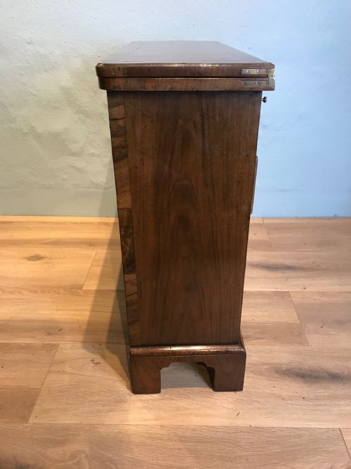 WALNUT BACHELORS CHEST - ADDITIONAL PHOTO 3