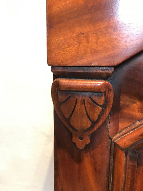 ANTIQUE PAIR OF MAHOGANY PEDESTAL CABINETS - ADDITIONAL PHOTO 10