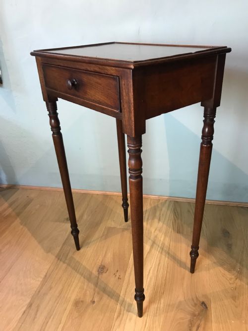 WILLIAM 4TH SMALL MAHOGANY SIDE TABLE - ADDITIONAL PHOTO 5
