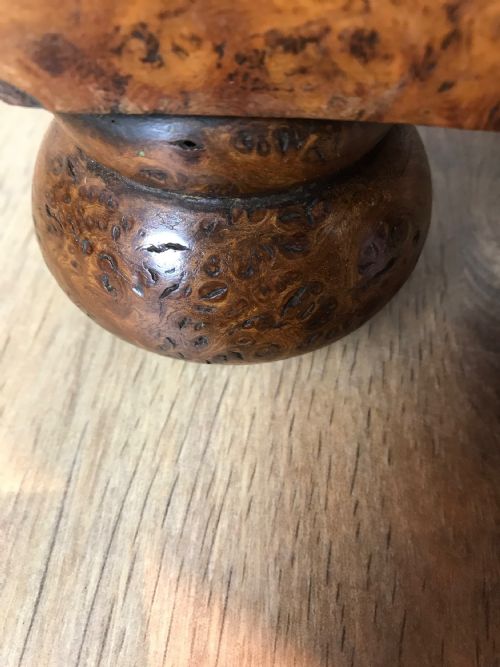 ANTIQUE BURR ELM PEDESTAL TABLE - ADDITIONAL PHOTO 4
