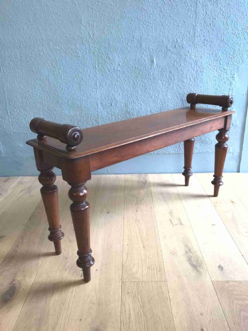antique mahogany hall bench - CATEGORY: ANTIQUE FURNITURE - DATED 19TH CENTURY