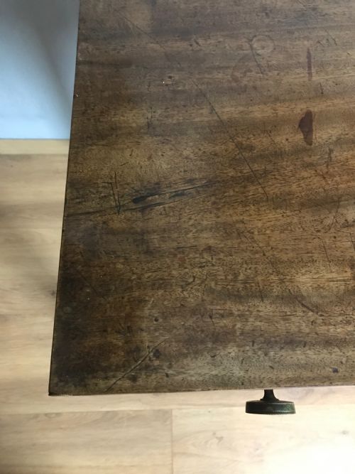 ANTIQUE MAHOGANY SIDE TABLE - ADDITIONAL PHOTO 4