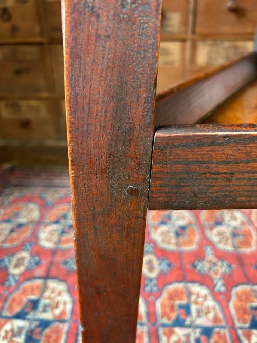 ELM AND FRUITWOOD CRICKET TABLE CIRCA 1790 - ADDITIONAL PHOTO 4