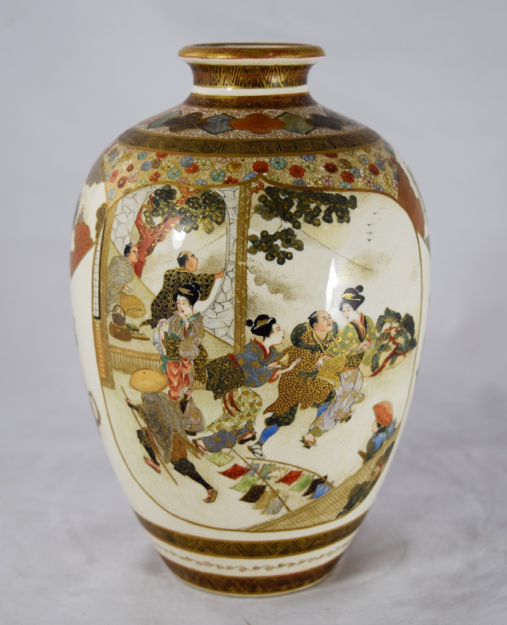 GREAT QUALITY UNUSUAL KINKOZAN JAPANESE SATSUMA VASE View II