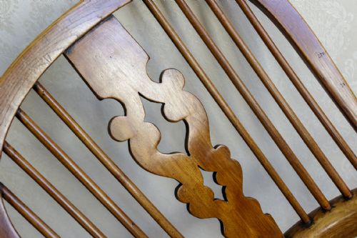 EARLY 19TH CENTURY 'YORKSHIRE BROAD ARM' WINDSOR CHAIR IN ASH - ADDITIONAL PHOTO 2