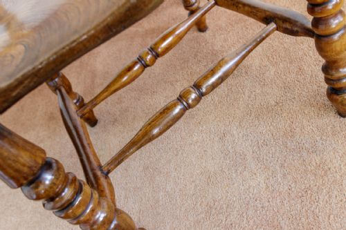 EARLY 19TH CENTURY 'YORKSHIRE BROAD ARM' WINDSOR CHAIR IN ASH - ADDITIONAL PHOTO 6