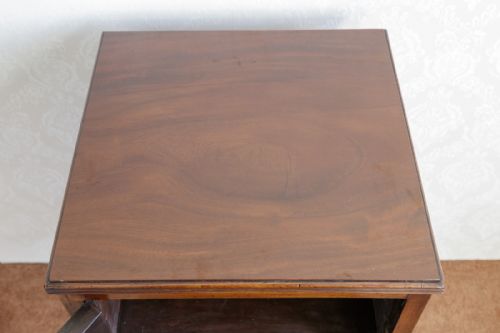 LATE 19TH CENTURY MAHOGANY BEDSIDE CUPBOARD - ADDITIONAL PHOTO 2
