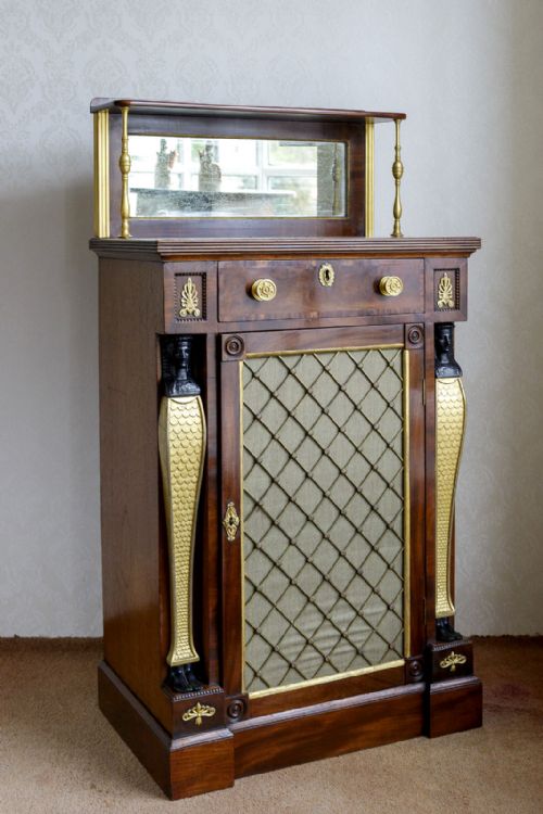 exceedingly rare side cabinet of very small size - CATEGORY: ANTIQUE CABINETS - DATED 19TH CENTURY