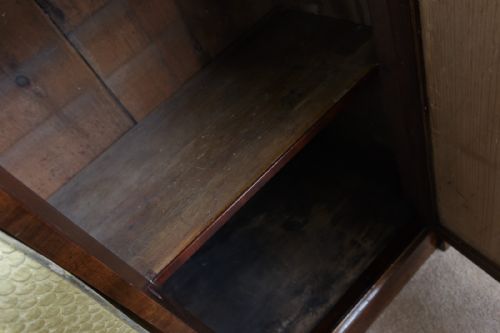 EXCEEDINGLY RARE SIDE CABINET OF VERY SMALL SIZE - ADDITIONAL PHOTO 11
