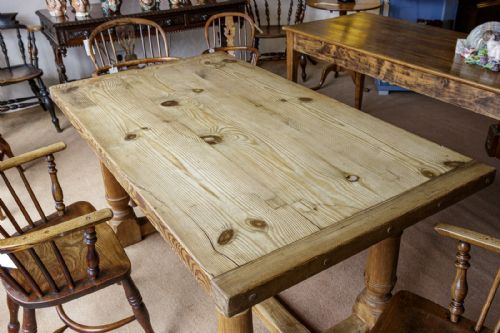 19th century pine farmhouse table - CATEGORY: ANTIQUE TABLES - DATED 19TH CENTURY