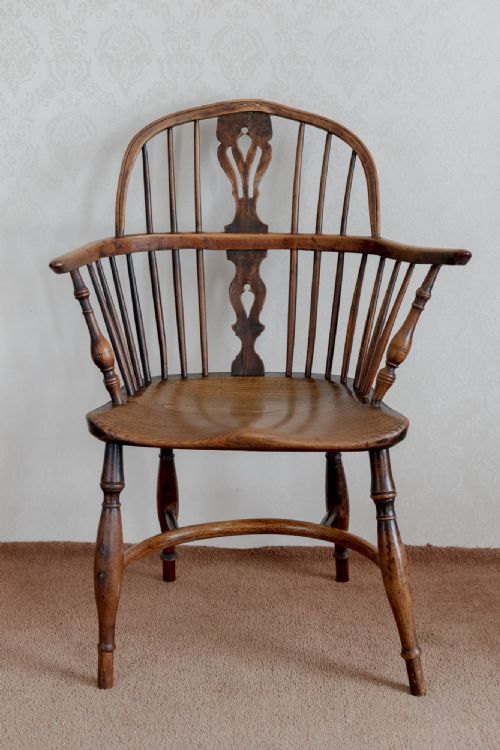 AN ANTIQUE STICKBACK WINDSOR CHAIR - ADDITIONAL PHOTO 5