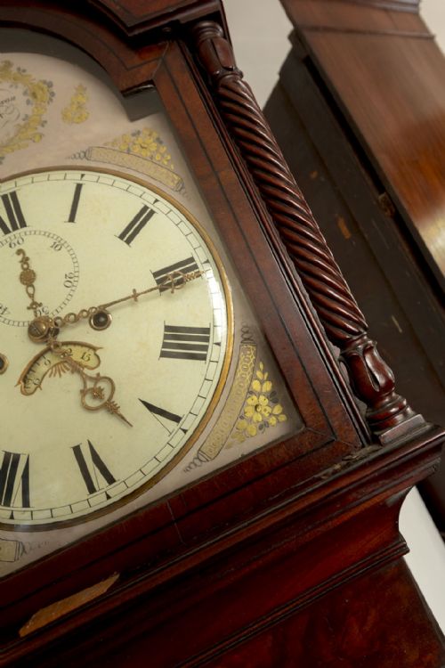 ANTIQUE MAHOGANY LONG CASE CLOCK WITH EIGHT DAY MOVEMENT - ADDITIONAL PHOTO 4