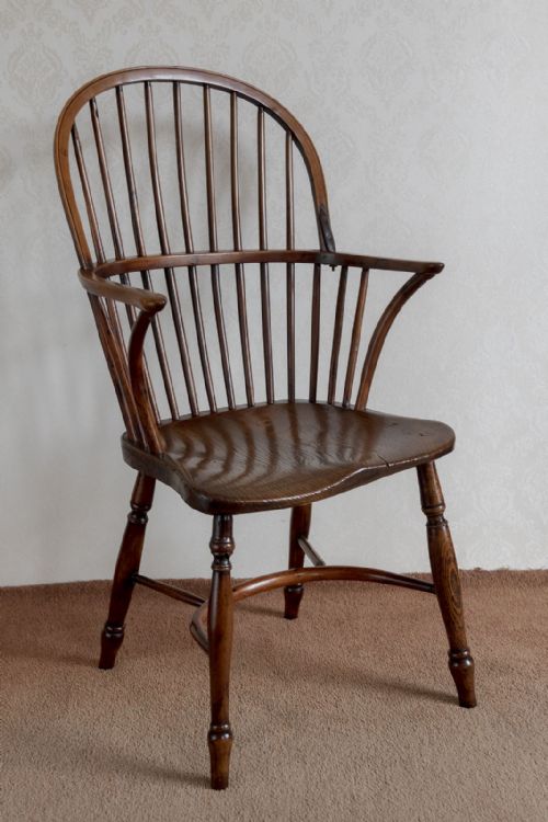 lowback windsor chair with an ash seat - CATEGORY: ANTIQUE CHAIRS - DATED 19TH CENTURY