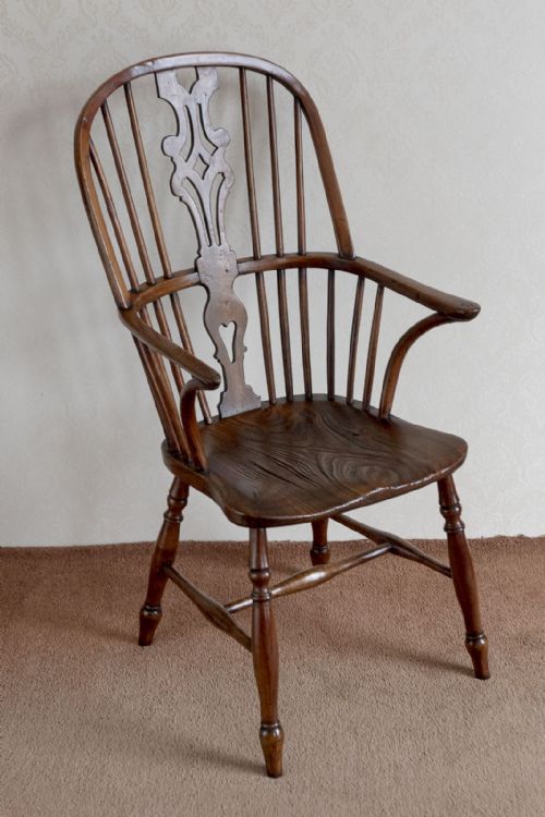 EARLY 19TH CENTURY HIGH BACKED WINDSOR CHAIR - ADDITIONAL PHOTO 1