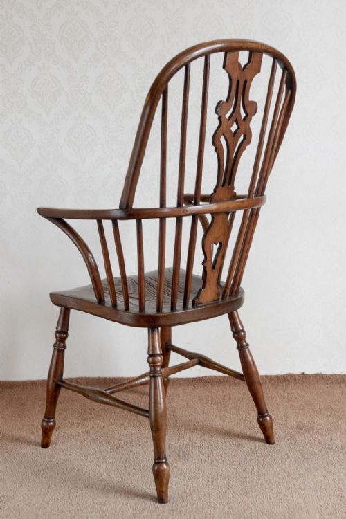 EARLY 19TH CENTURY HIGH BACKED WINDSOR CHAIR - ADDITIONAL PHOTO 9