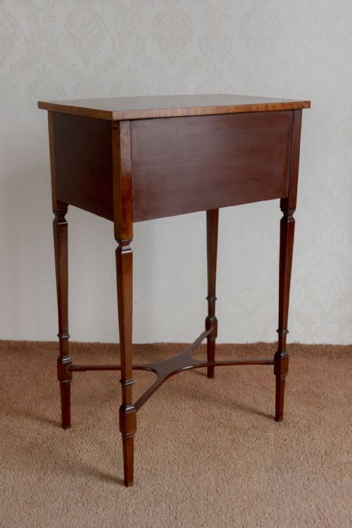 BEAUTIFULLY MADE MAHOGANY WORK OR SIDE TABLE - ADDITIONAL PHOTO 8