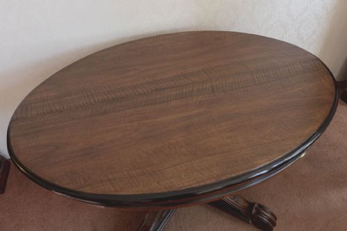 WALNUT EXTENDING DINING TABLE WITH FOUR EXTRA LEAVES - ADDITIONAL PHOTO 2