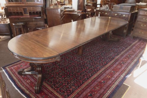 WALNUT EXTENDING DINING TABLE WITH FOUR EXTRA LEAVES - ADDITIONAL PHOTO 8