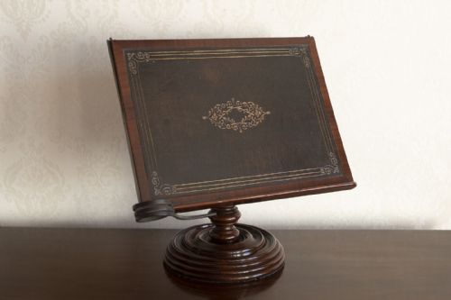 GEORGIAN MAHOGANY PORTABLE LECTERN - ADDITIONAL PHOTO 1