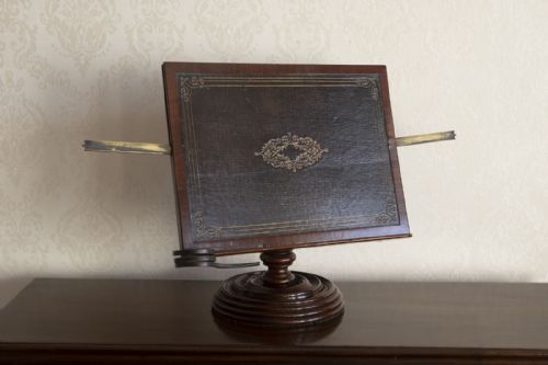 GEORGIAN MAHOGANY PORTABLE LECTERN - ADDITIONAL PHOTO 3