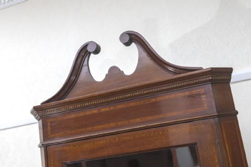 LATE VICTORIAN MAHOGANY INLAID CORNER CUPBOARD - ADDITIONAL PHOTO 2