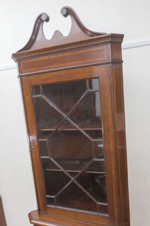LATE VICTORIAN MAHOGANY INLAID CORNER CUPBOARD - ADDITIONAL PHOTO 4