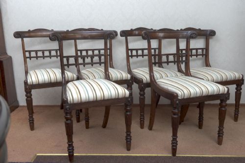 SET OF SIX MAHOGANY DINING CHAIRS - ADDITIONAL PHOTO 1